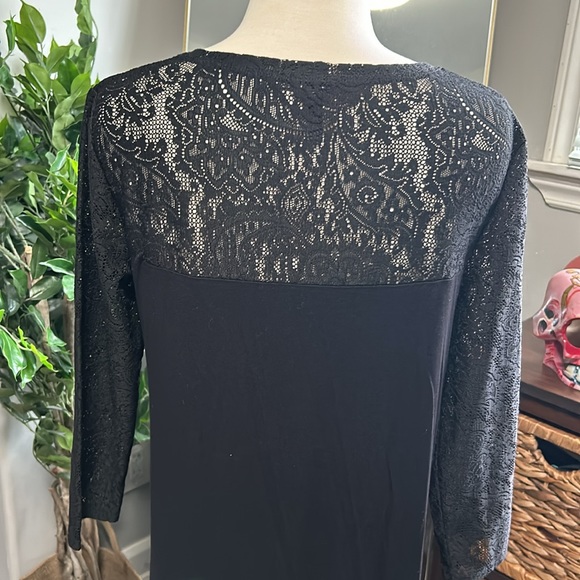 BCBGMAXAZRIA High low Lace top & sleeve Dress - Picture 5 of 8